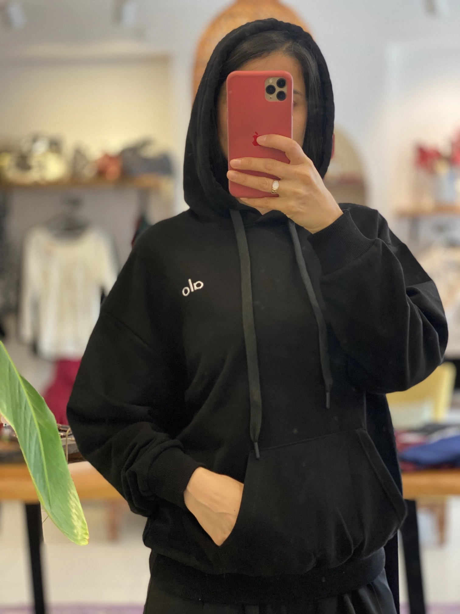 KAPÜŞONLU KANGURU CEPLİ SWEAT